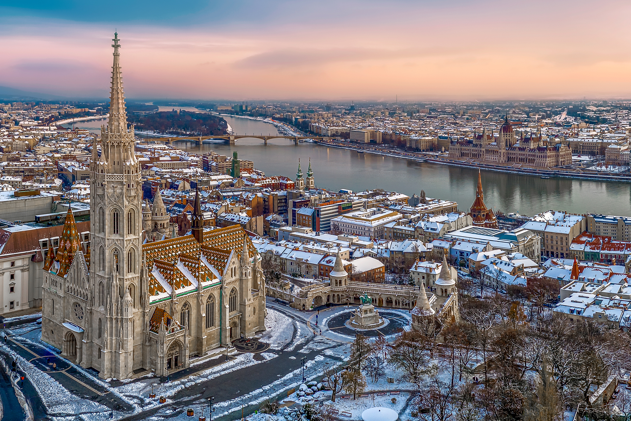 Crăciunul în Ungaria: ghid complet al piețelor și târgurilor de sărbători (P)