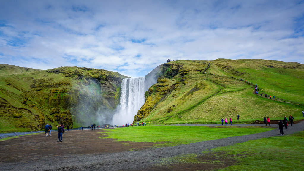 Skogafoss (2)